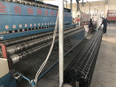 鋼塑土工格柵 特性、應用與發展前景